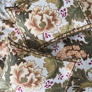 Anthropologie Marguerite Cotton Slub Floral Shams NWT - Standard